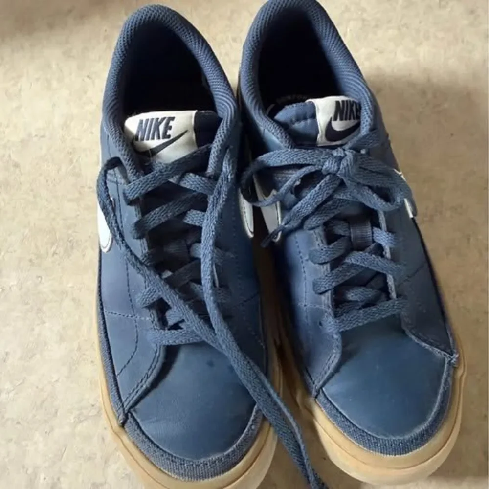 Nike Court Legacy Canvas Navy Blue Gum Sole 4Y